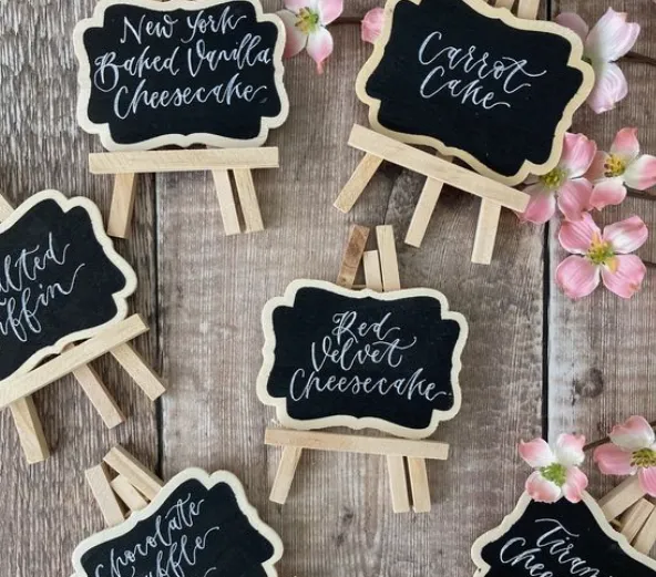 valentine's day dinner table decoration ideas chalkboards