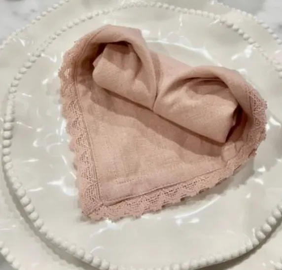 valentine's day dinner table decoration ideas napkins