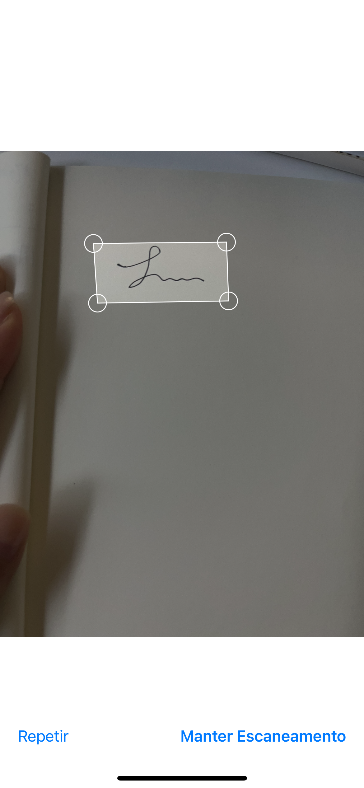 digitalizar assinatura para PDF com recurso de imagem no UPDF para iOS