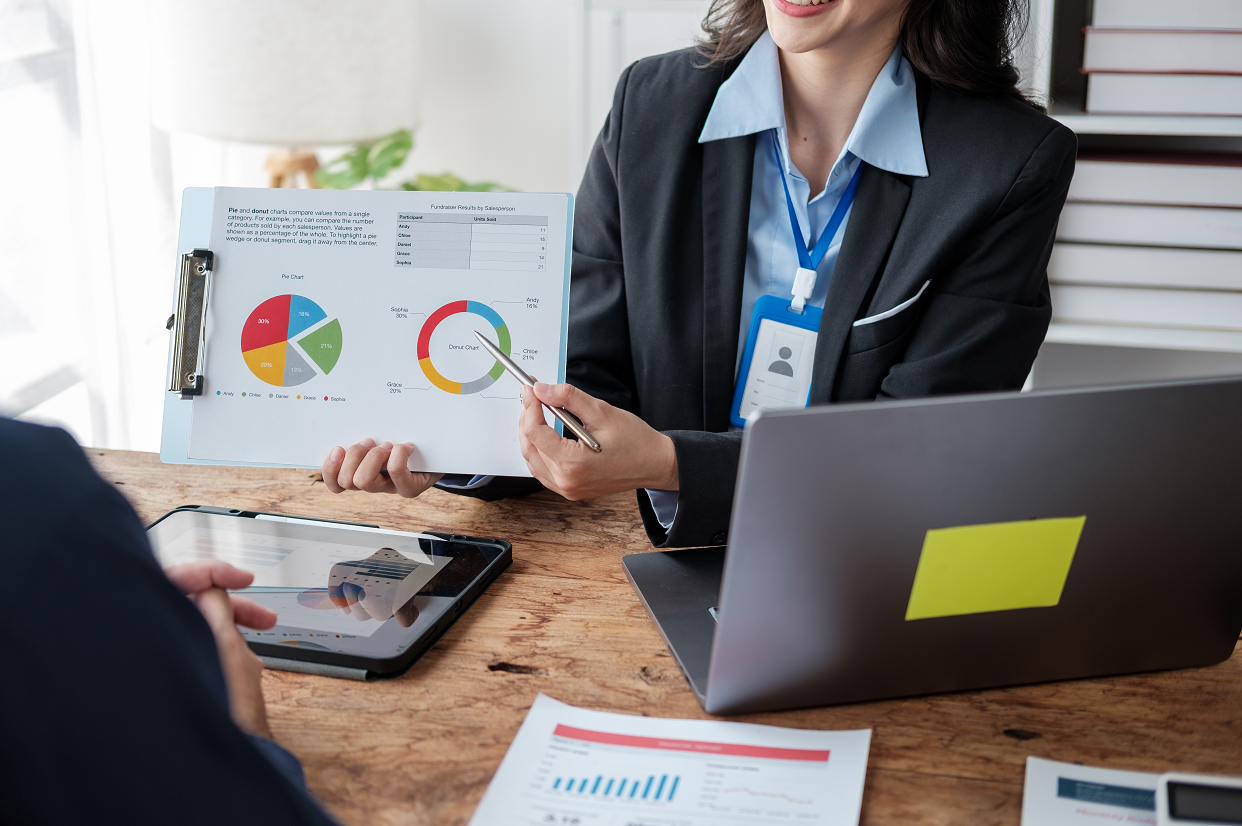 From Confusing Tables to Clear Takeaways