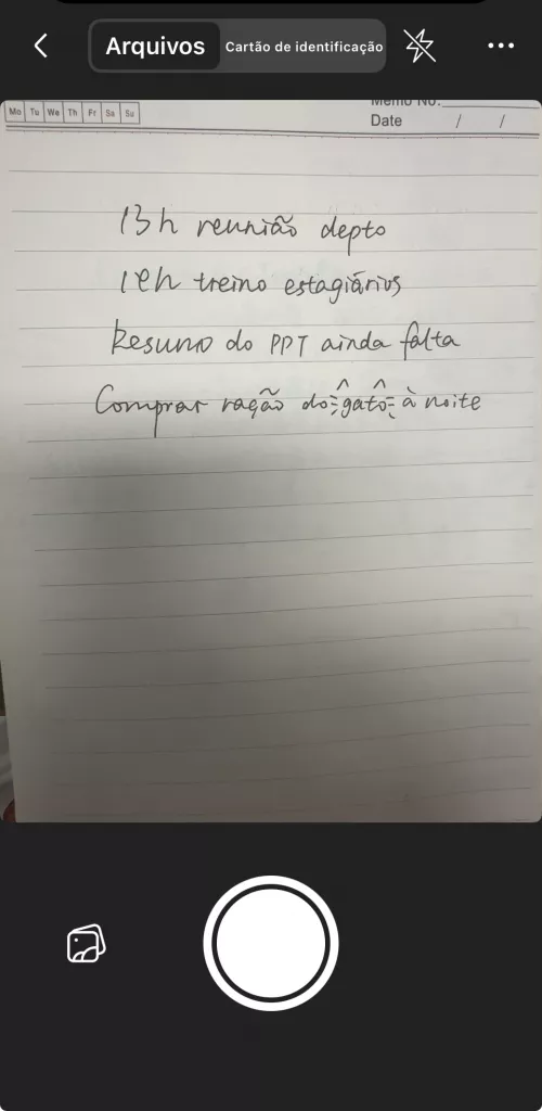 aponte para o bilhete ou documento manuscrito e digitalize